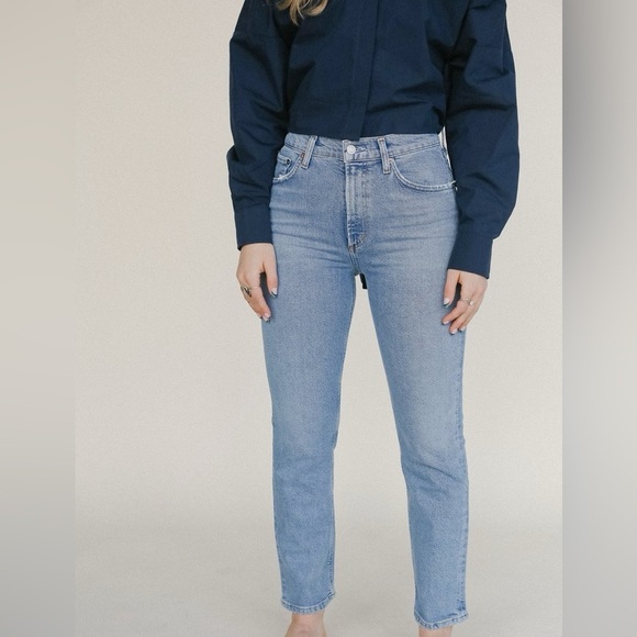 Agolde Denim - AGOLDE Wilder Mid Rise Comfort Straight Cascadia
Sz 27 A156C-1255 Organic Cotton